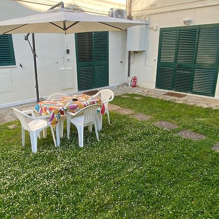 Ferienwohnung Le Tre Isolette A 200M Dal Mare Marina Di Pisa Exterior foto