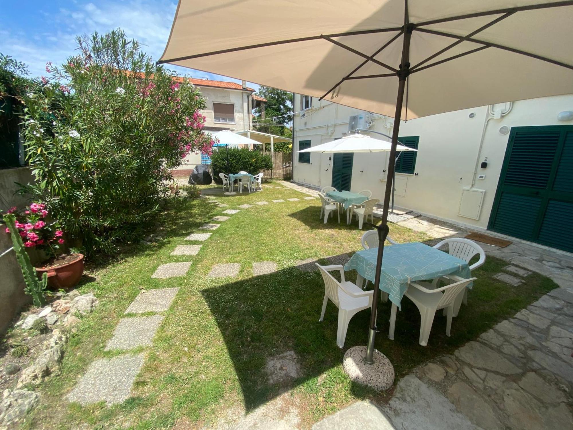 Ferienwohnung Le Tre Isolette A 200M Dal Mare Marina Di Pisa Exterior foto